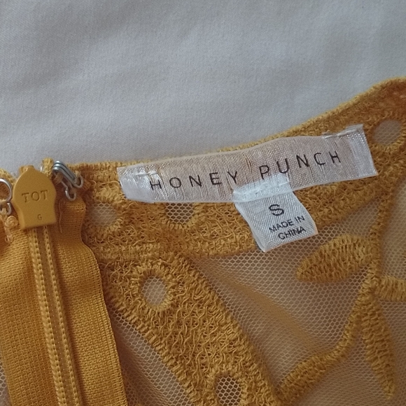 Honeu Punch Lace Dress/Jumpsuit - Picture 2 of 5